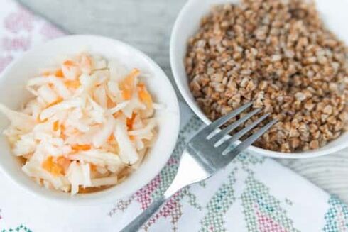 Mingau e salada